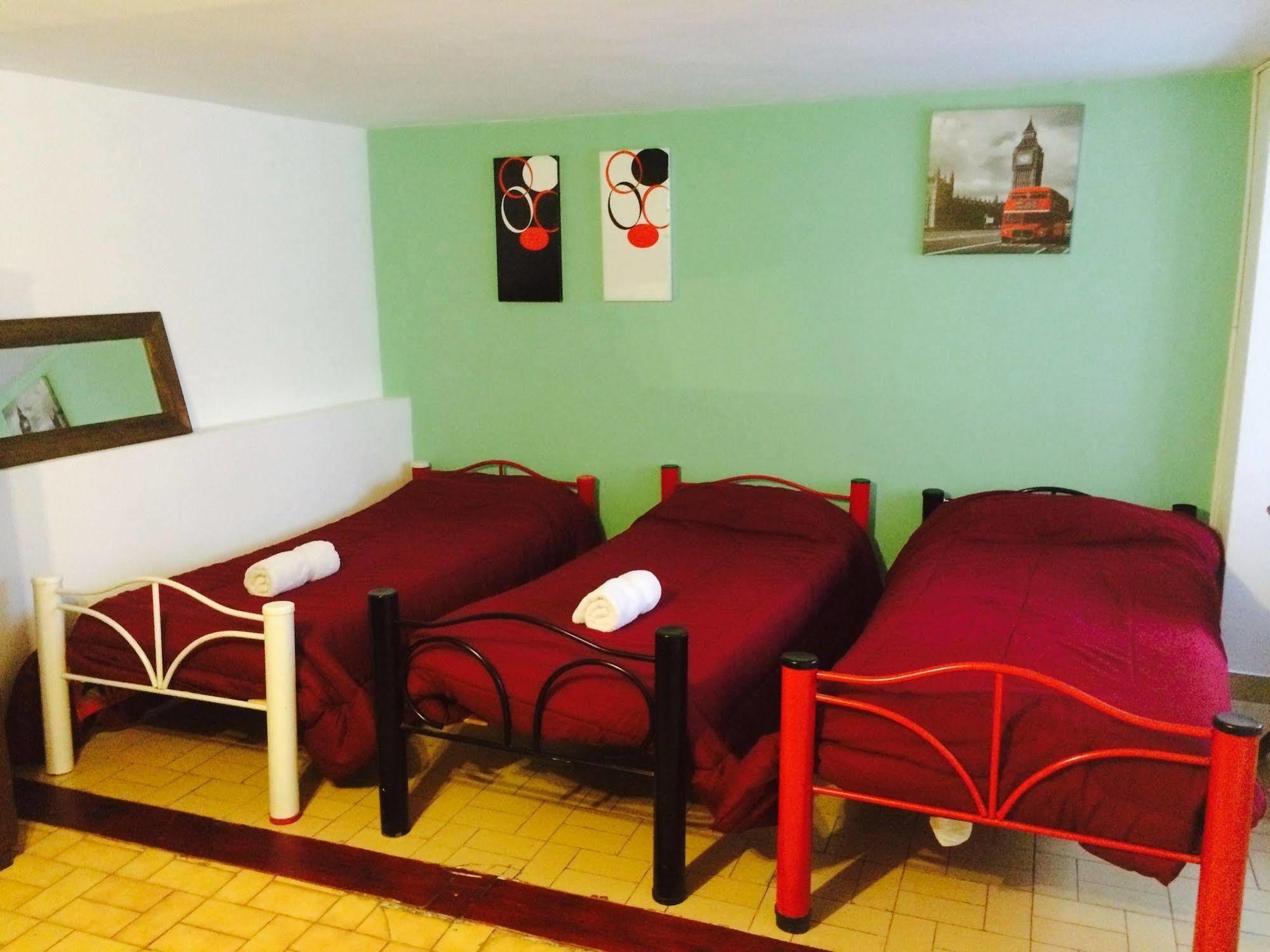Petit Recoleta Hostel Buenos Aires Esterno foto