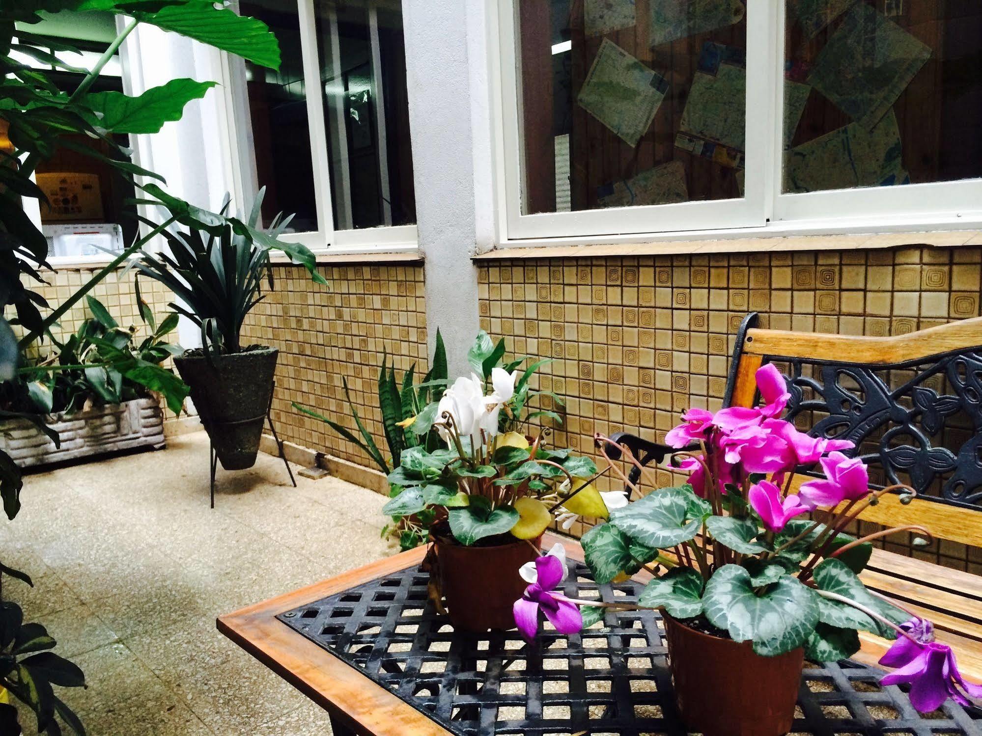 Petit Recoleta Hostel Buenos Aires Esterno foto