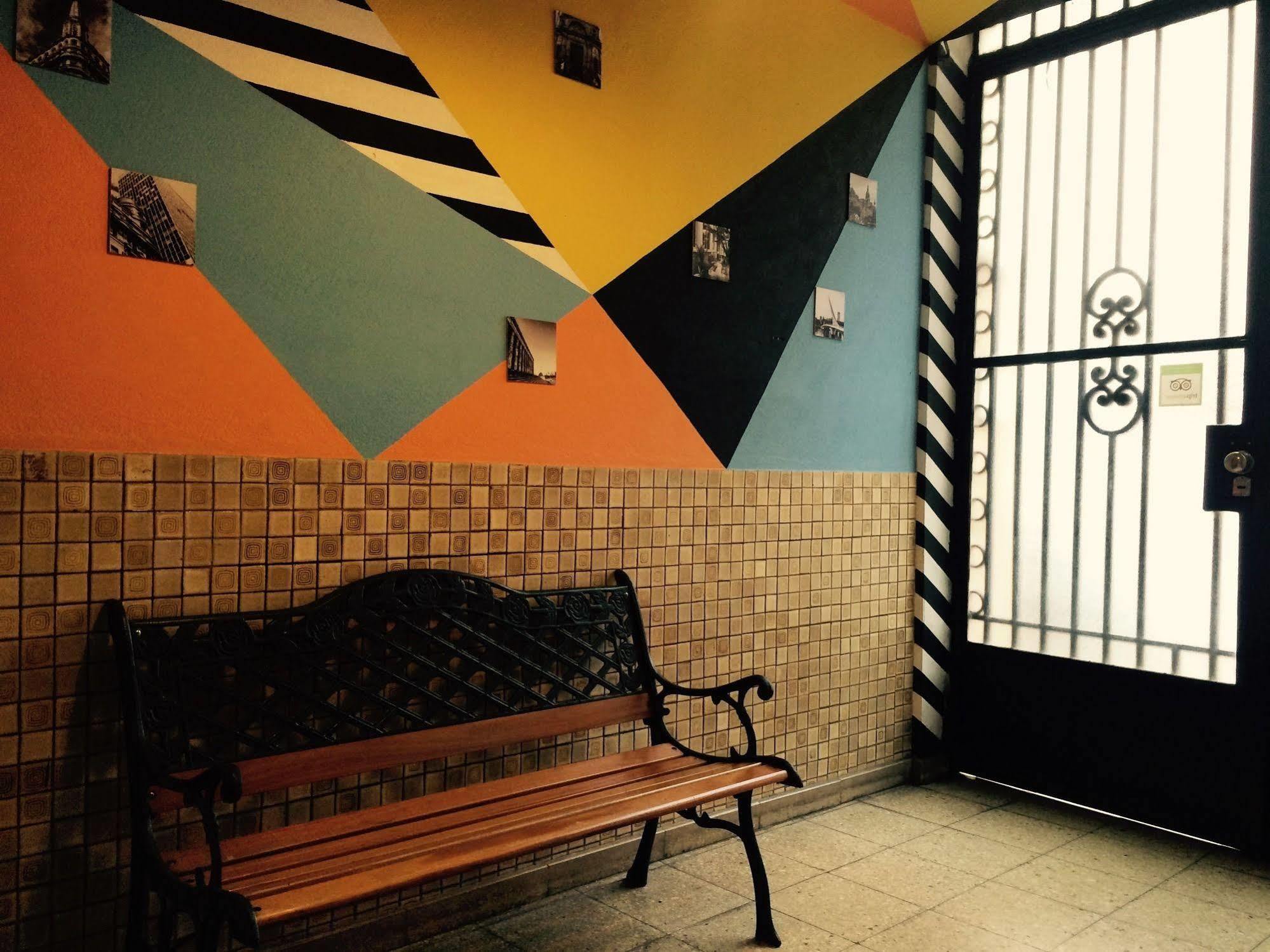 Petit Recoleta Hostel Buenos Aires Esterno foto