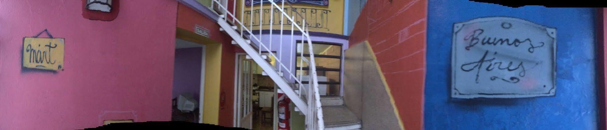 Petit Recoleta Hostel Buenos Aires Esterno foto