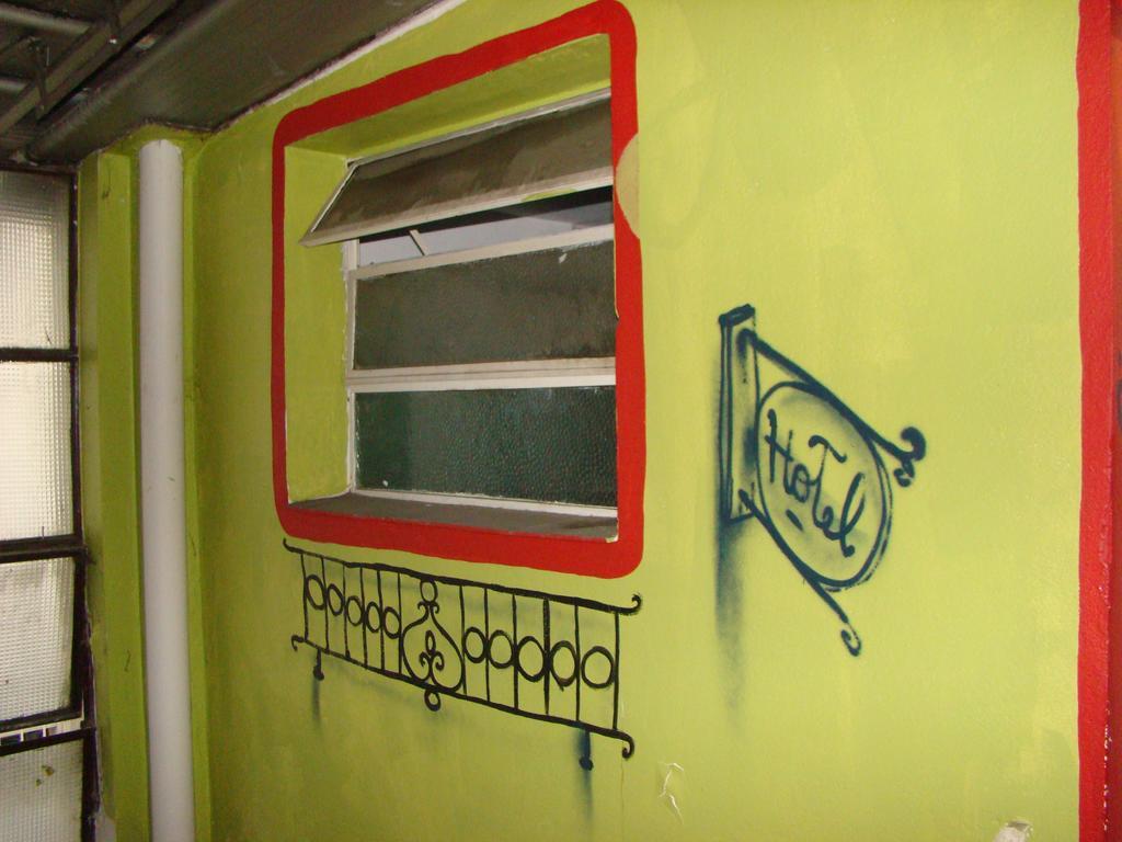 Petit Recoleta Hostel Buenos Aires Esterno foto
